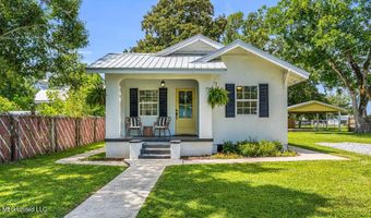 406 Easterbrook St, Bay St. Louis, MS 39520