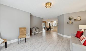 135 Hunters Path, Annandale, MN 55302