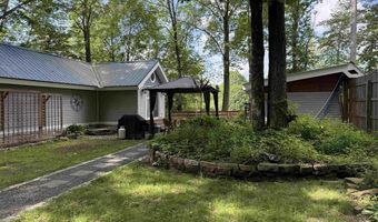 15 Lynwood Dr, Brattleboro, VT 05301