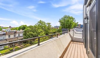 615 IRVING St NW 2, Washington, DC 20010