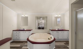 73 Mcleod Ln, Bassfield, MS 39421