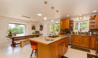 48 California Ave, Arcata, CA 95521