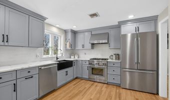 34 Wheeler Rd, Bolton, MA 01740