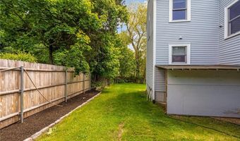 146 Alfred Drown Rd, Barrington, RI 02806