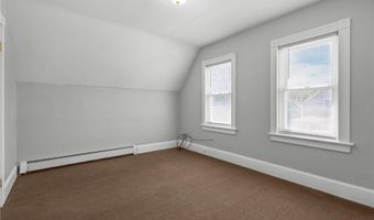 9 Gardner Ave, Cranston, RI 02910