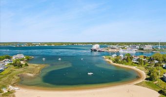 30 Seabreeze Dr, Bourne, MA 02532