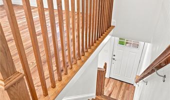 38 Winsor St, Cumberland, RI 02864