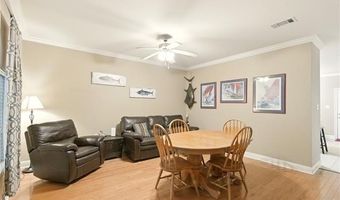 5191 ARLINGTON Ct, Baton Rouge, LA 70820