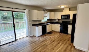 44 Sara Cir, Ash Flat, AR 72513