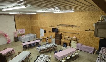 5557 Schuetz Ln, Alhambra, IL 62001