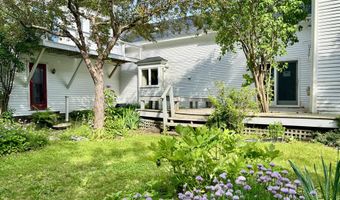 59 Cedar St, Belfast, ME 04915