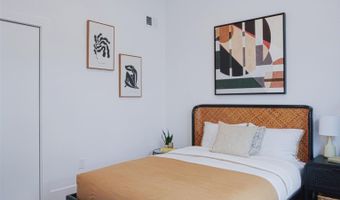 25 E 22ND St 207, Bayonne, NJ 07002