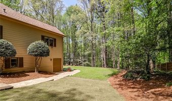 6530 Calamar Dr, Cumming, GA 30040