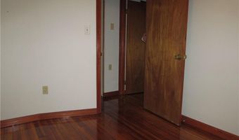 77 Seventh St, East Providence, RI 02914