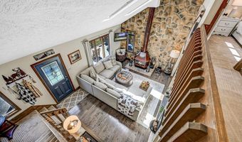 25 Arciel Dr, Albrightsville, PA 18210