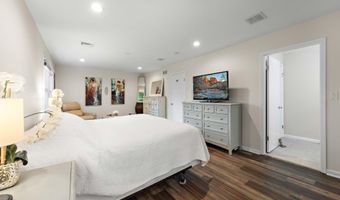 111 E Lincoln Ave, Atlantic Highlands, NJ 07716