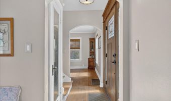 1732 Jackson Ave, Ann Arbor, MI 48103