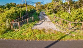 1620 W Beasley Ave, Aransas Pass, TX 78336