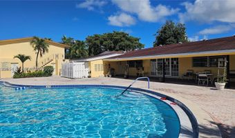 20200 NE 29th Ct N213, Aventura, FL 33180