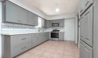 709 Lincoln St, Alice, TX 78332