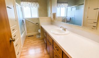 2065 Highland Dr, Blackfoot, ID 83221