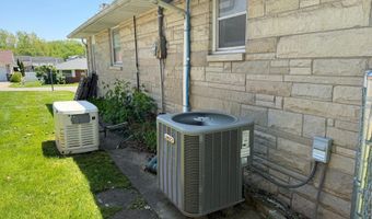 310 Edgeway Dr, Alexandria, IN 46001