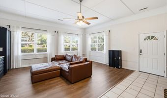 2804 Broome Ln, Beaufort, SC 29902