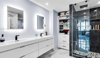 3340 NE 190th St 1003, Aventura, FL 33180