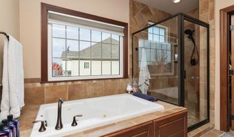 1407 NE 47th St, Ankeny, IA 50021