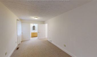 1520 Hash Ridge Rd, Barboursville, WV 25504