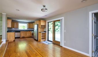 23 Fesser Ave, Bristol, RI 02809