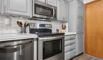 1869 Putnam Dr, Bartlesville, OK 74006