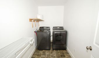 255 Creekside St, Anchorage, AK 99504