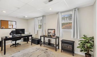 570 Forest Hills Pkwy, Bayville, NJ 08721