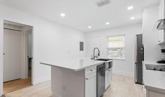 2460 NORTHSIDE Dr 1406, Clearwater, FL 33761