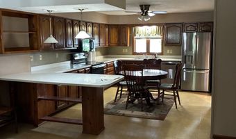 909 N Washington St, Bicknell, IN 47512