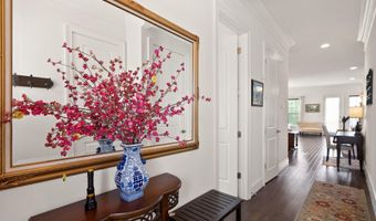 41699 BROOKEBOUROUGH Ct, Aldie, VA 20105
