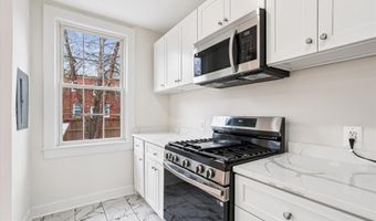 2600 16TH St S 696, Arlington, VA 22204