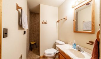 74 Blacktooth Rd, Big Horn, WY 82833