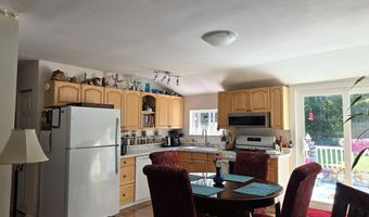 272 Belmont Ave, Belfast, ME 04915
