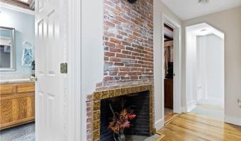 295 Main St, Cranston, RI 02921
