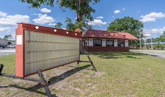 804 S Dixon, Alma, GA 31510