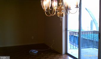 18 CROSS KEYS Rd 18C, Baltimore, MD 21210