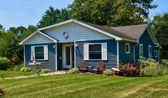 23 Mooney Dr, Alburgh, VT 05440