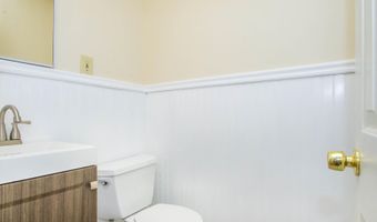 924 N Maple Rd, Ann Arbor, MI 48103