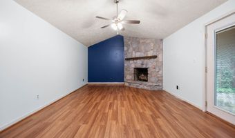 517 Spring Mill Rd, Anderson, IN 46013