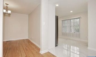 90 Elm St, Allendale, NJ 07401