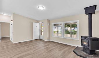 149 Brighton Rd, Barnegat, NJ 08005