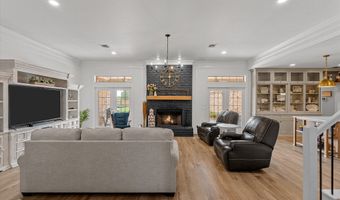 200 Colonel Burt Dr, Benton, LA 71006