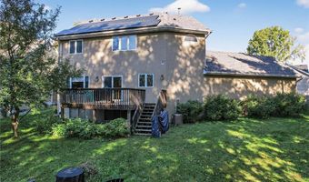 2211 Brittany Ct, New Brighton, MN 55112